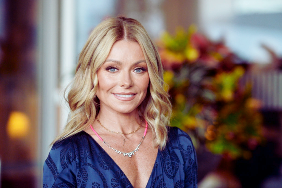 Kelly Ripa And Mark Consuelos Say Goodbye To Historic Studio