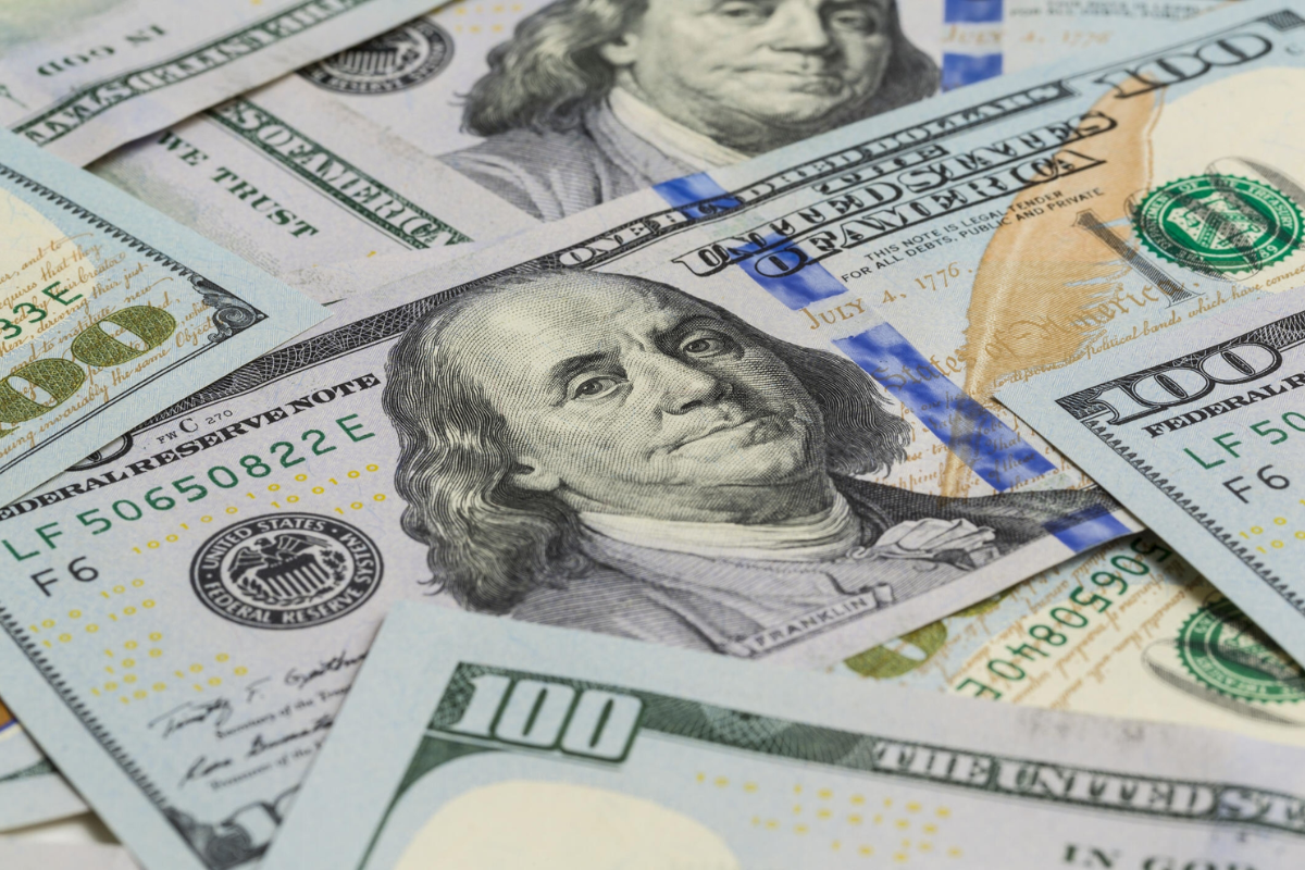 Retiring With $200K in Student Debt Financial Experts Urge Bold Moves to Avoid Disaster