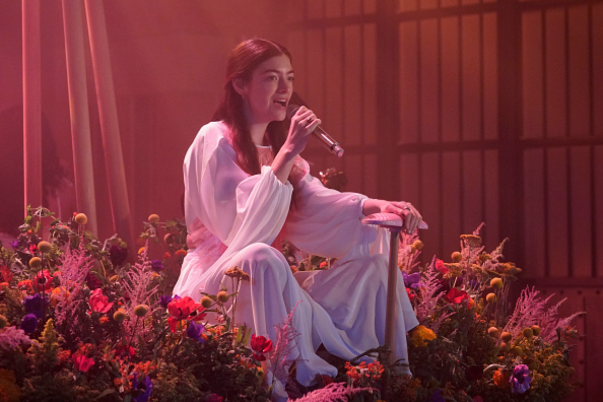 Lorde Drops Some Hints about the New Album and the Planned Ultrasound World Tour