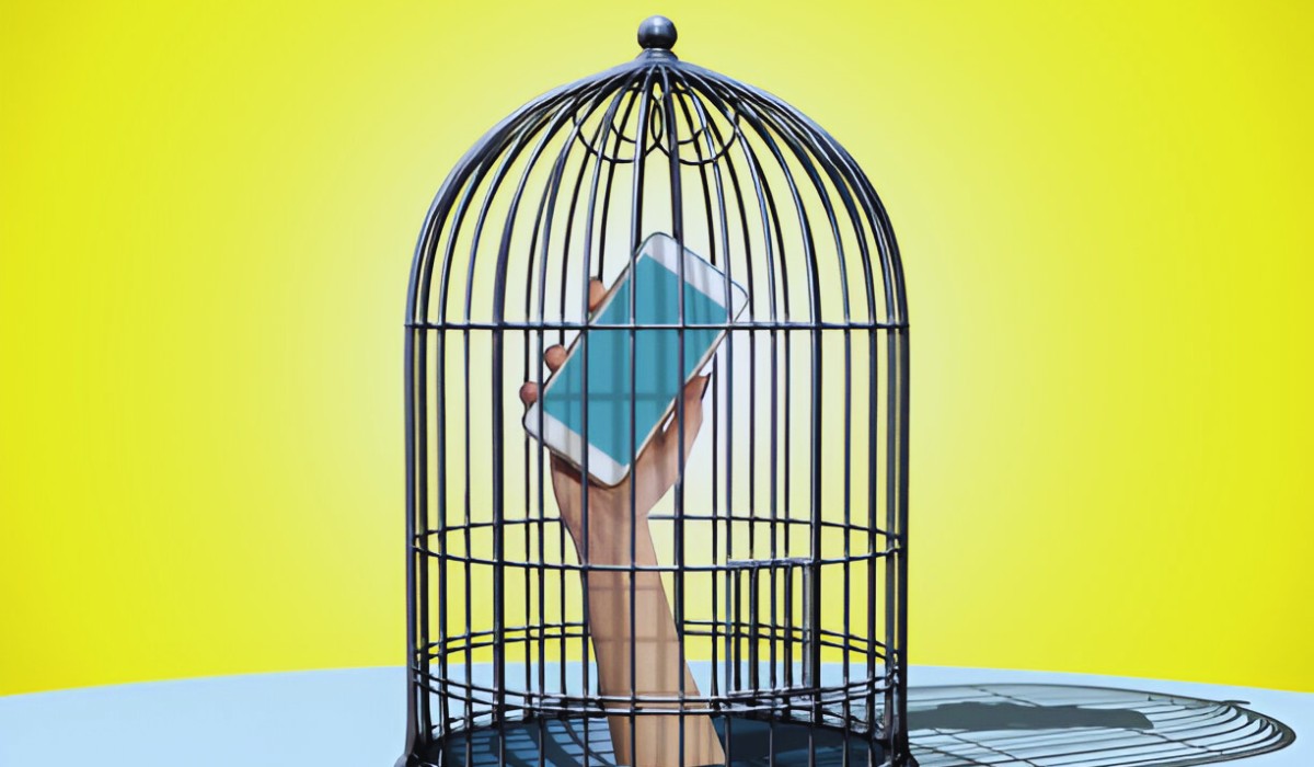 Cyberfasting: The Digital Detox Revolutionizing Mental Health and Reconnecting Lifestyles in 2025